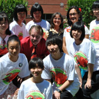 Chinese Delegation Atlanta 2012 Chinese children wearing live the dream t-shirts